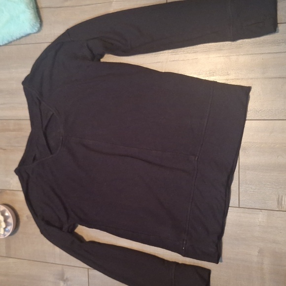 Sears Top - Picture 7 of 7